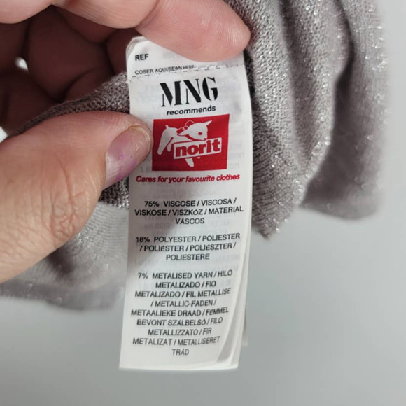 MNG Suit Tank Top Size XS Scoop Neck Sleeve Pullover Style Metallic Gray - Picture 4 of 5